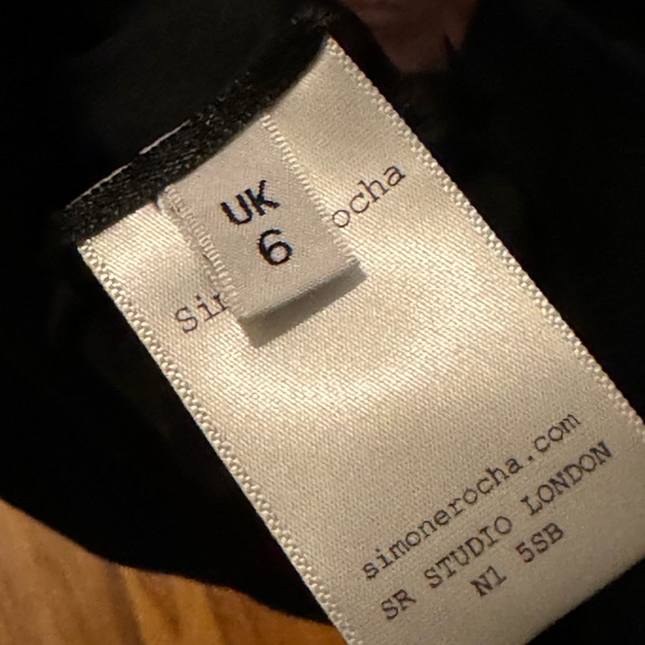 Simone Rocha Black Ruffled Dress with Puff Sleeves - Picture 5 of 9